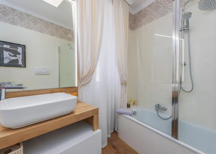 Blossom - Free Parking A Few Steps From Διαμέρισμα