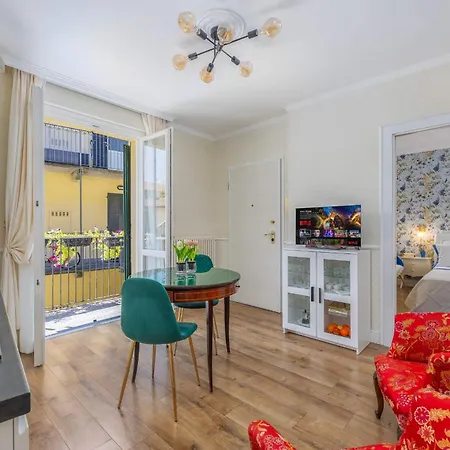 Apartman Blossom - Free Parking A Few Steps From Lecco